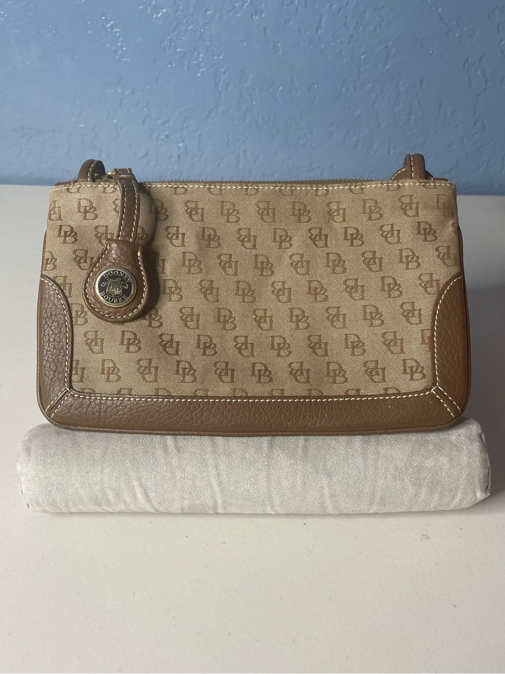 Dooney & Bourke Beige/ brown monogram flat baguette Logo Canvas shoulder bag